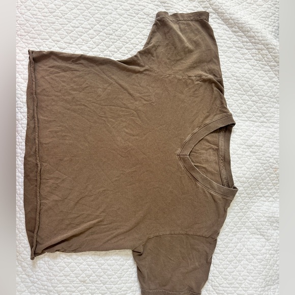 Brandy Melville simple brown tee (s/m) - Picture 1 of 2